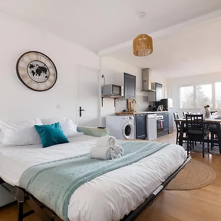 Appartement 4 *
